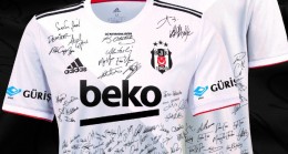 Taraftar Beşiktaş Aşkına İmza Attı: Futbolcular imzalı formalarıyla büyük derbiye çıkıyor