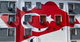 İYİ Partili Demir, Gençlik ve Spor İl Müdürlüğü’nün bayrağını gündeme taşıdı