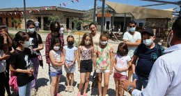Çevreci çocuklar Efes Tarlası Yaşam Köyü’nde