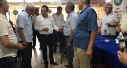 Onur İttifakı Lideri Yaşar Aydın, İzmir’de yoğun ilgiyle karşılandı.