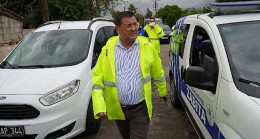 Milas Belediye Başkanı Muhammet Tokat Fırtınadan etkilenen mahallelerde incelemelerde bulundu
