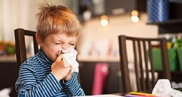 Geçmeyen Burun Akıntısının Nedeni Grip Değil Alerji Olabilir