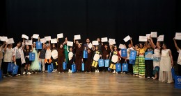 Aydın Büyükşehir Belediyesi Şehir Tiyatrosu'nun genç yetenekleri büyük beğeni topladı