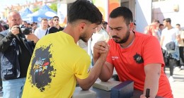 Muğla Büyükşehir Belediye Başkanı Ahmet Aras'ın yerel seçimler öncesi vaatlerinden biri olan Gençlik Festivali 15 Mayıs'ta başladı