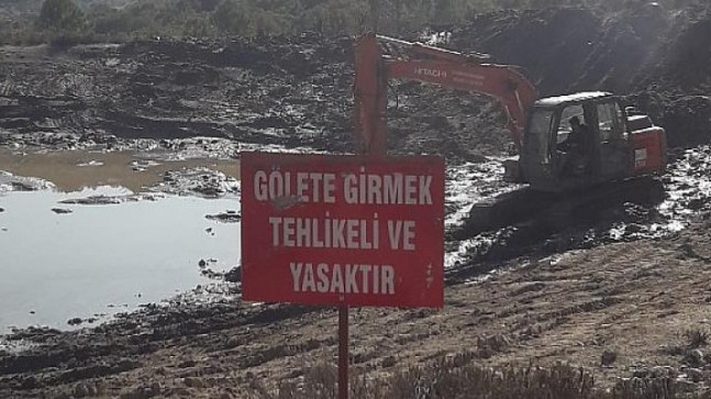 Aydın Büyükşehir Belediyesi sulama göletlerini temizleyerek hayata döndürüyor