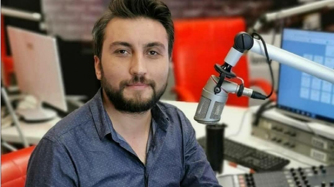 Mehmet Zeyd Yıldız başarılı sunuculuğuyla yıldızlaştı