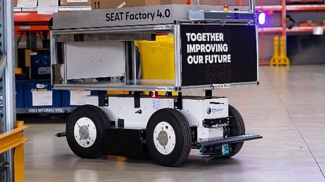 SEAT’ın Martorell fabrikasında akıllı mobil robotlar iş başında