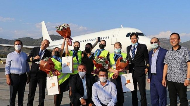 Gazipaşa-Alanya Avion Express’in ilk seferini karşıladı