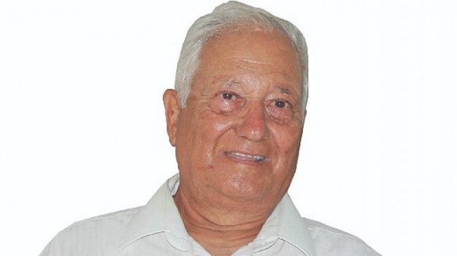 İzmir ekonomi basınının duayen ismi Ahmet Yener Özkesen vefat etti