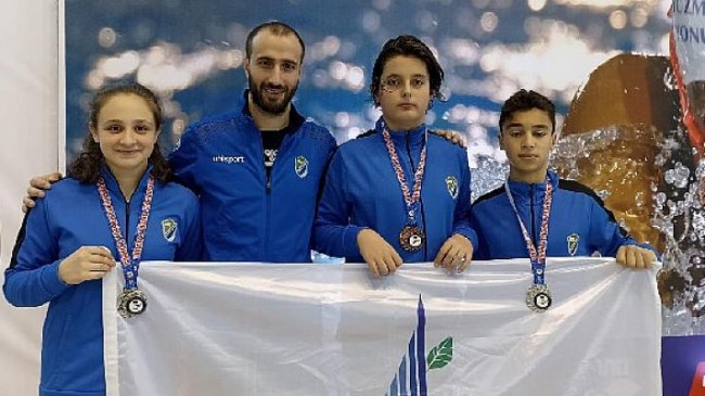 Kartepe Belediyesi Yüzme Takımı madalyaları topladı