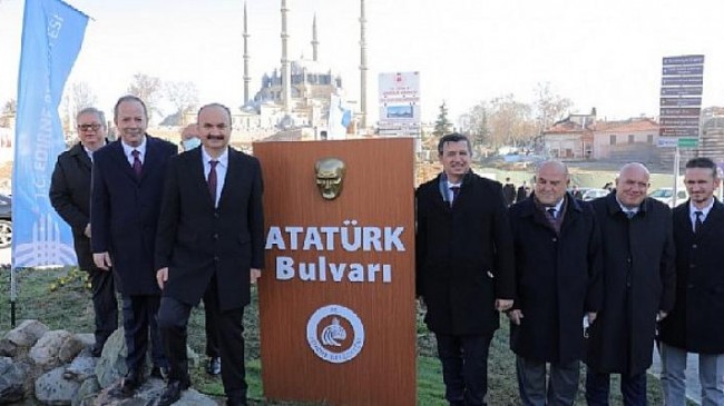 Türkiye’nin en uzun Atatürk Bulvarı açıldı