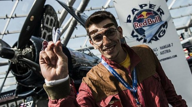 Red Bull Paper Wings ile ‘Kâğıt uçak pilotları’ yurdun dört bir köşesinde hünerlerini sergileyecek