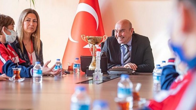 Başkan Soyer: “İzmir’e şampiyonluk kupasını getireceğinizden eminim”
