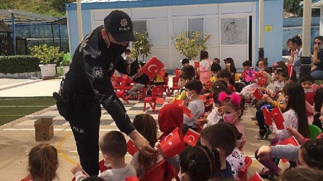 İzmir İl Milli Eğitim Müdürlüğü ‘Polis Haftası’ Kapsamında Etkinlikler Gerçekleştiriyor