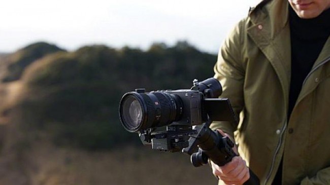 Sony, Dünyanın En Küçük ve En Hafif F2.8 Standart Zoom Lensi FE 24-70mm F2.8 GM II’yi Tanıttı