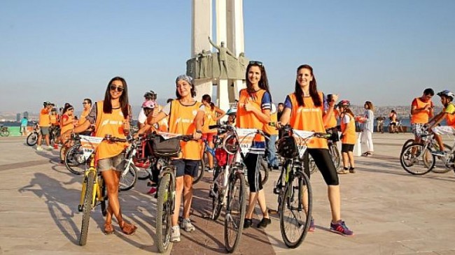 Karşıyaka’da Bisiklet Kullanmayı Bilmeyen Kadın Kalmasın