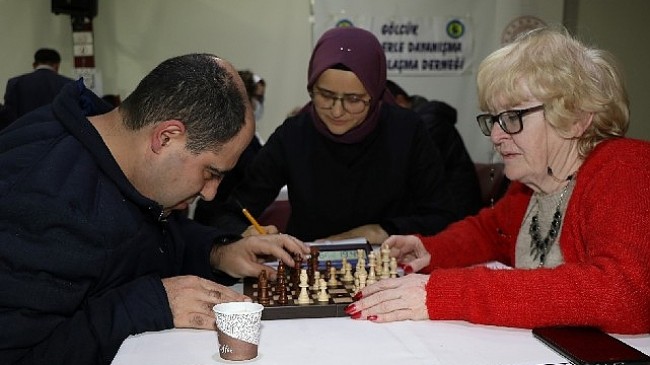 Yetenekler Şah Engeller Mat Satranç Turnuvası düzenlendi