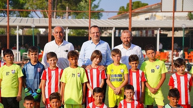 Cumhuriyet Kupası Başkan Ergin'in Santra Vuruşuyla Başladı