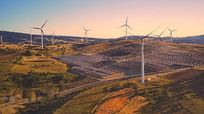Aydem Yenilenebilir Enerji, Yeni Mor Kanatlarıyla Uşak'taki Rüzgâr Kurulu Gücünü İki Katına Çıkardı