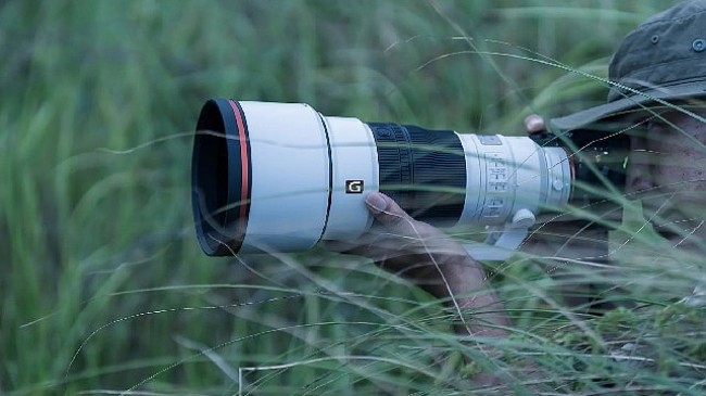 Sony Dünyanın En Hafif Geniş Diyaframlı Telefoto Prime Lensi G Master FE 300mm F2.8 GM OSS'yi Tanıttı