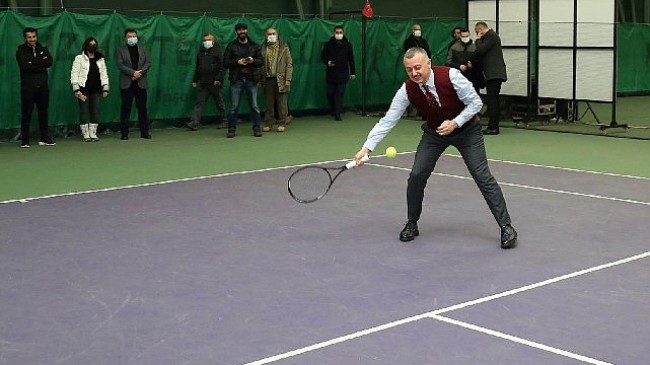 Kocaeli Büyükşehir'den dünya standartlarında tenis merkezi