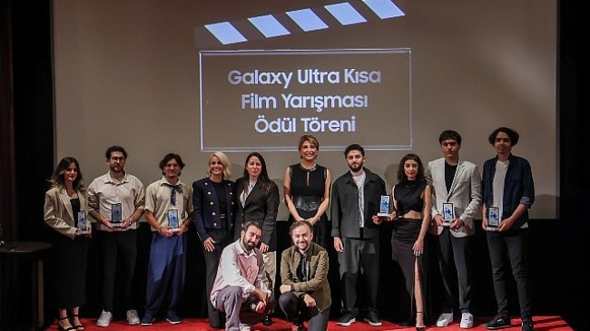 Galaxy Ultra Kısa Film Yarışması Ödül Töreni'nde genç yönetmen adayları ödüllerini aldı