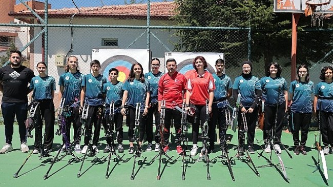 Nevşehir Belediye Başkanı Rasim Arı, Nevşehir’deki tüm çocuk ve gençleri Yaz Spor Okulları’na davet etti