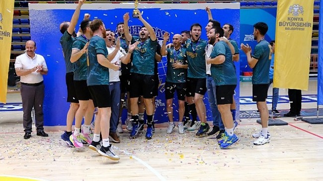 Konya Büyükşehir’in İlçeler Arası Voleybol Turnuvası’nda Sarayönü Mutlu Sona Ulaştı