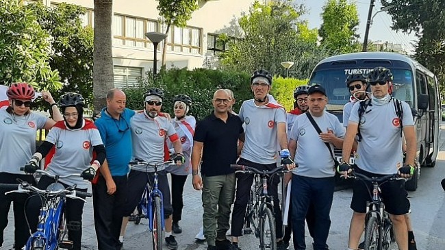 Konya’daki Görme Engelliler Kıbrıs Barış Harekatı’nın 50. Yıl Dönümünde KKTC’de Pedal Çevirdi