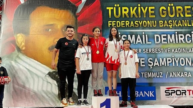 Nevşehir Belediyesi sporcusu Buğlem Kılıç, U-11 Kadınlar Güreş Türkiye Şampiyonası’nda 54 Kg’da Türkiye Şampiyonu oldu