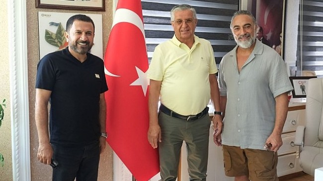 Ünlü oyuncu Selim Bayraktar Başkan Topaloğlu’nu ziyaret etti