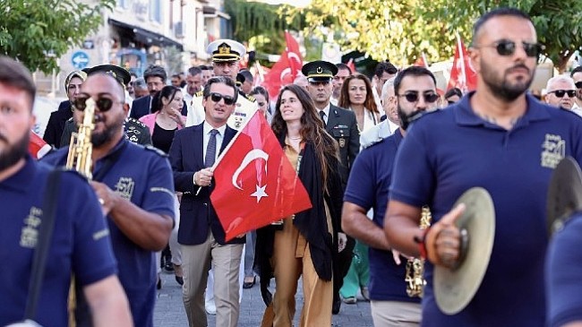 Alaçatı’nın Kurtuluşu’nun 102. Yılı Coşkuyla Kutlandı!