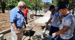 Karabağlar Belediyesi ekipleri hafta sonları sahada