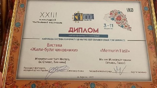‘’Memurin Faslı’’ oyununa Ukrayna Tiyatro Festivali’nden iki ödül