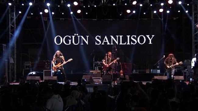 Türkiye Motofest’te Doğukan ve Ogün Şanlısoy konseri
