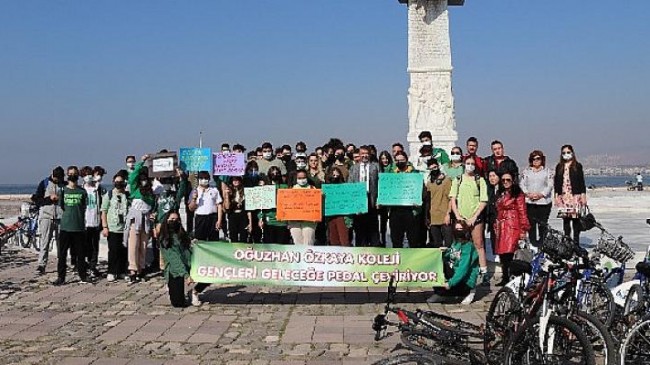 Oğuzhan Özkaya Karabağlar Fen Lisesi Öğrencilerinin Hazırladığı “Geleceğe Pedal Çevir” Çevre Projesi Bisiklet Etkinliği Yapıldı