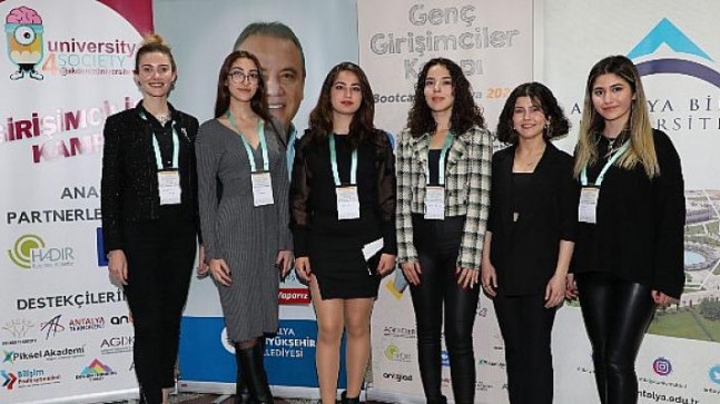 Antalya Genç Girişimciler Kampı başladı