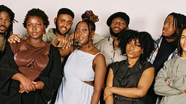 Afrika kökenli sekiz müzisyenden oluşan Kokoroko caz ve afrobeat’in heyecanını 28 Mayıs’ta Zorlu PSM’ye taşıyor!