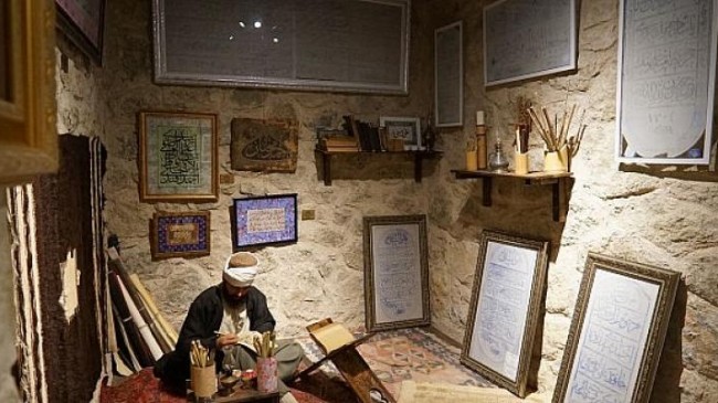 Hattat Ali Vasfi İzmidi Hüsn-i Hat Müzesi’ne Bir Ödül Daha