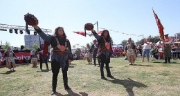 Karşıyaka’da Coşku Dolu ‘Uluslararası Karşıyaka Yörük Festivali’
