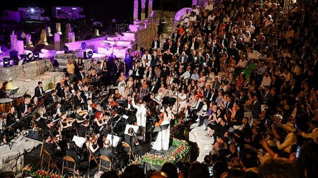 TurkNet, Egebimtes 30. yıl konserleri törenine platinum destekçisi oldu