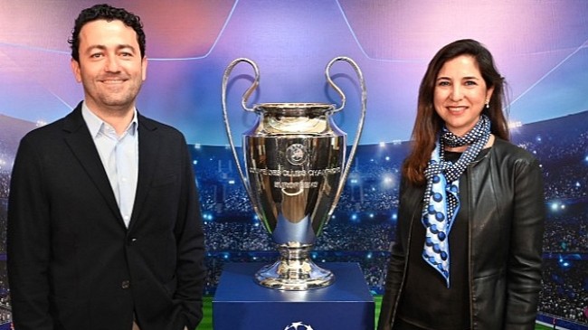 UEFA Şampiyonlar Ligi Kupası Pepsi® ve Ruffles® ev sahipliğinde İstanbul'a geldi