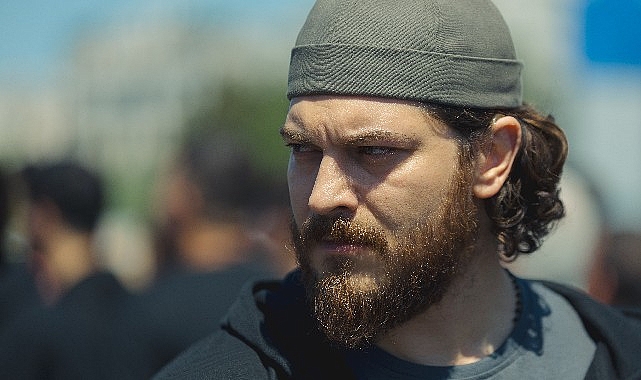 Netflix, sürükleyici dizisi Kübra'nın ikinci sezonunu duyurdu!