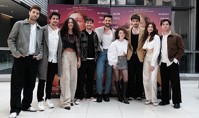 29 Mart'ta Vizyona Girecek, 'Güneşi Söndürmem Gerek' Filminin Ön Gösterimine Büyük İlgi!