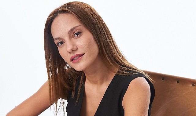 Yapımcılığını NO23 Prodüksiyon 'un yaptığı yönetmen koltuğunda Ahmet Toklu'nun oturduğu