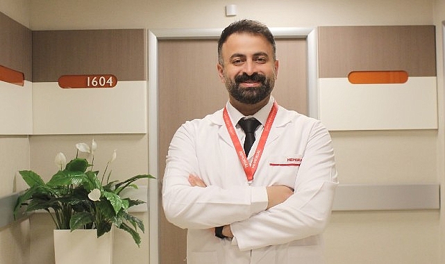 Günümüzde çocuklarda sıkça görülen el, ayak, ağız hastalığı ağızda ve