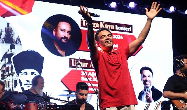 Başkentlilerin gün boyu Bando ve HOY-TUR gösterilerine yoğun katılım gösterdiği