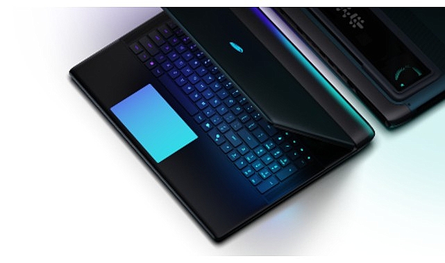 Alienware, Area-51 serisinin masaüstü ve dizüstü bilgisayarlarını yeniden piyasaya sürüyor.