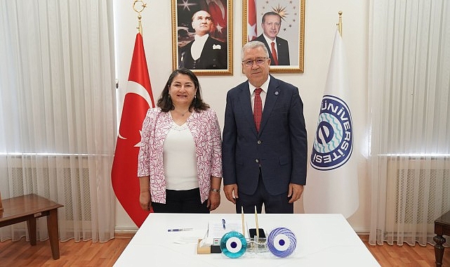 Üniversiteli Gençlerin Üreme Yaşam Planı’na  Yönelik Üreme Sağlığı Projesine  TÜSEB’den destek