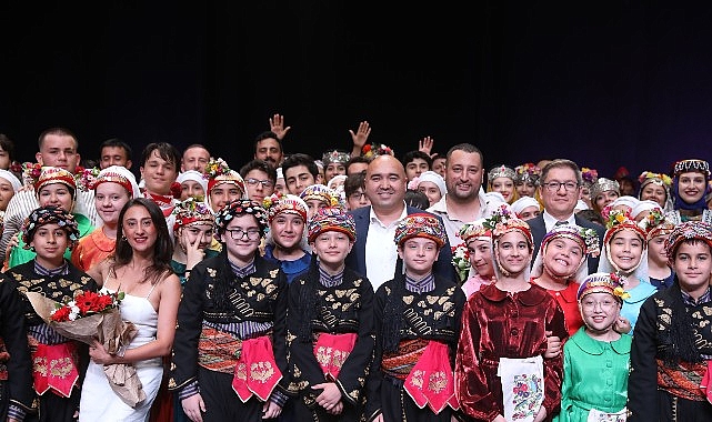 Antalya Büyükşehir Belediyesi İsmail Baha Sürelsan Konservatuvarı Türk Halk Oyunları